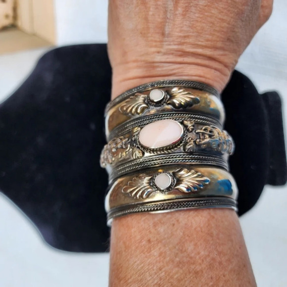 Vintage Sterling or‎ Sterling plated Boho Cuff - Picture 1 of 12